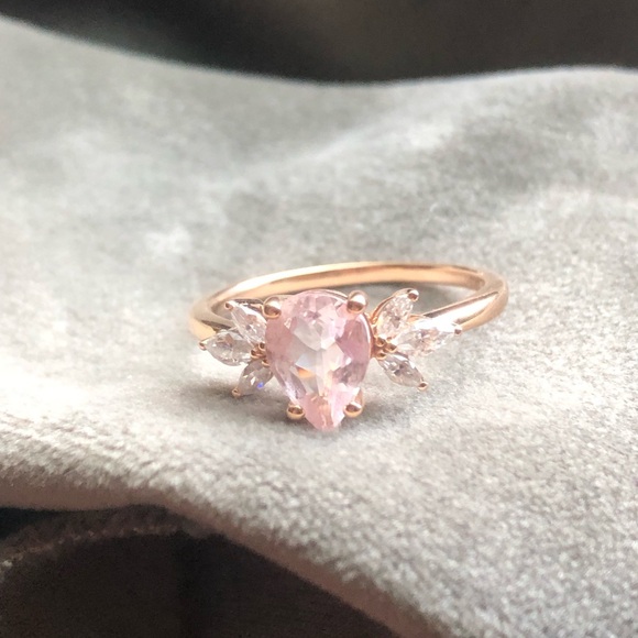 18k ring engagement ring - Picture 15 of 15